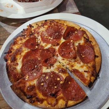 Round Top Burgers And Pizza - Thin crust personal pepperoni pizza - Pizza Near Me - Guymon, Oklahoma