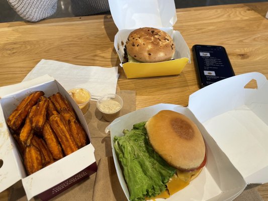 PLNT Burger by null