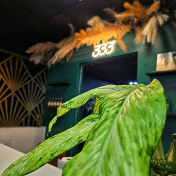 333 by Hair Your Way - Lobby area - Hair Salons Near Me - Phoenix, Arizona
