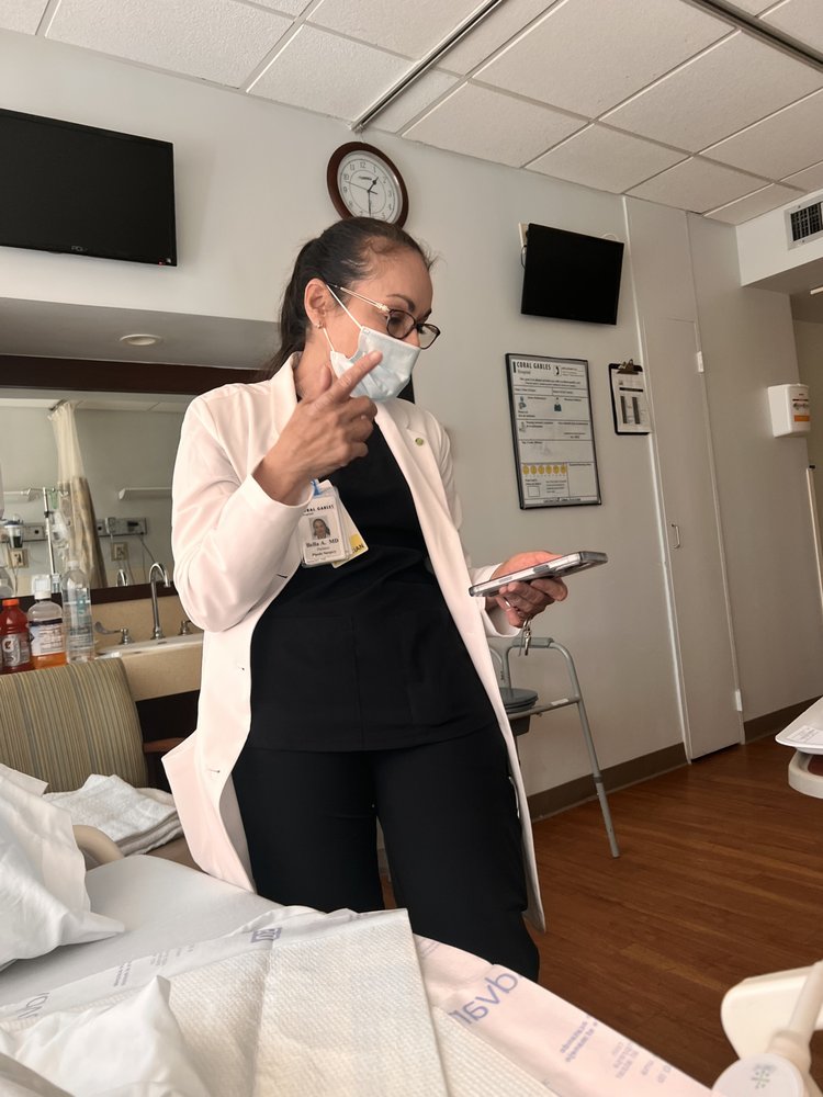 Professional Plastic Surgery - patient advocate in Miami, FL