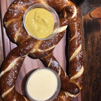 Blast & Brew - Bavarian pretzel with cheese sauce and brown mustard - Pizza Near Me - Clovis, California
