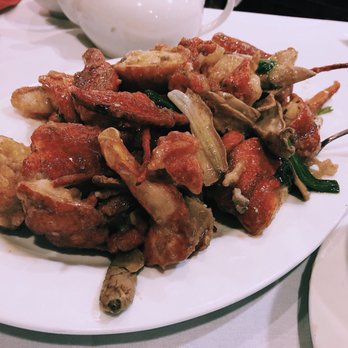 Jumbo Seafood Restaurant - Twin lobster with a salt and garlic coating - Seafood Near Me - Boston, Massachusetts Jumbo Seafood Restaurant - Twin lobster with a salt and garlic coating - Seafood Near Me - Boston, Massachusetts