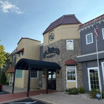St James Winery - Front entrance - Wineries Near Me - Branson, Missouri