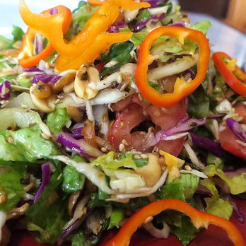 Green Elephant Restaurant - tea leaf salad - Burmese Near Me - Loomis, California