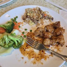 Orange Chicken lunch portion