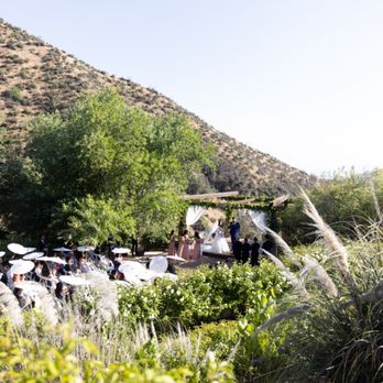 Serendipity Garden Weddings - Definitely request for the perasals for your guests, especially for a summer wedding! - Wedding Planning Near Me - Yucaipa, California