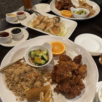 Chin's Szechwan - Encinitas - Lunch special - Spicy Honey & Sesame Chicken. Pot Stickers (8). Arnold Palmer - Chinese Near Me - Encinitas, California Chin's Szechwan - Encinitas - Lunch special - Spicy Honey & Sesame Chicken. Pot Stickers (8). Arnold Palmer - Chinese Near Me - Encinitas, California