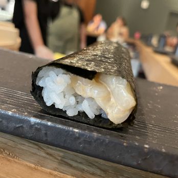 Nori Bar - Hokkaido Scallops Roll - Sushi Bars Near Me - Honolulu, Hawaii Nori Bar - Hokkaido Scallops Roll - Sushi Bars Near Me - Honolulu, Hawaii
