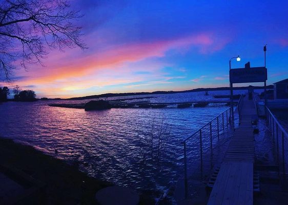 Pig Tales on Lake Lanier by null