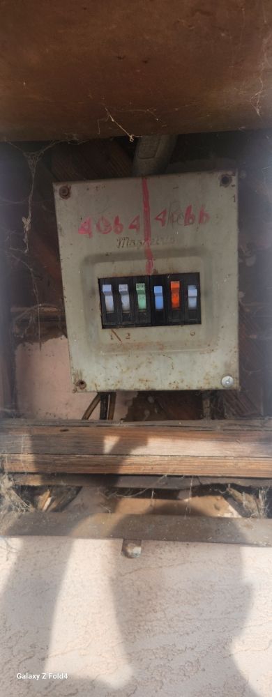 Slide of Lightning Electric