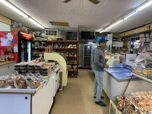 Auntie El's Farm Market by null