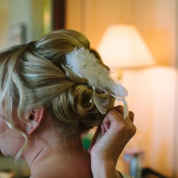 Veronica's Hairstyling - Wedding Hair Styling - Hair Stylists Near Me Veronica's Hairstyling - Wedding Hair Styling - Hair Stylists Near Me