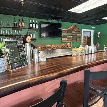 Three Peaks Brewing - Breweries Near Me - Honolulu, Hawaii Three Peaks Brewing - Breweries Near Me - Honolulu, Hawaii