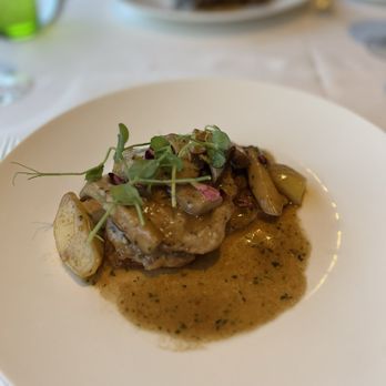Orchids - Veal - Breakfast & Brunch Near Me - Honolulu, Hawaii Orchids - Veal - Breakfast & Brunch Near Me - Honolulu, Hawaii