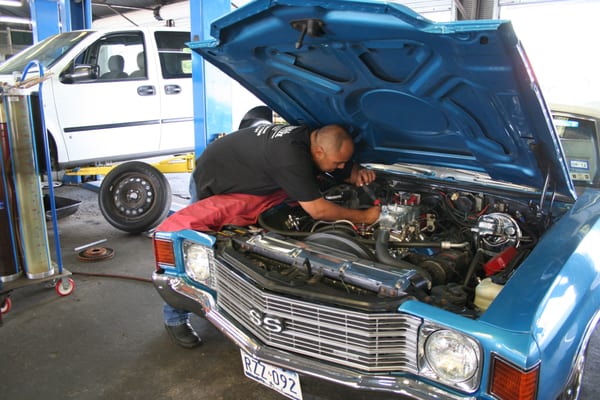 Kindall Automotive by null