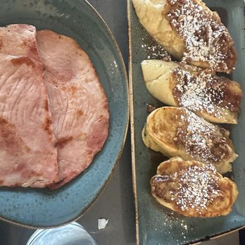 Brunch With Me - Ham and Bourbon Pecan French Toast - Breakfast & Brunch Near Me - Saint Clair Shores, Michigan