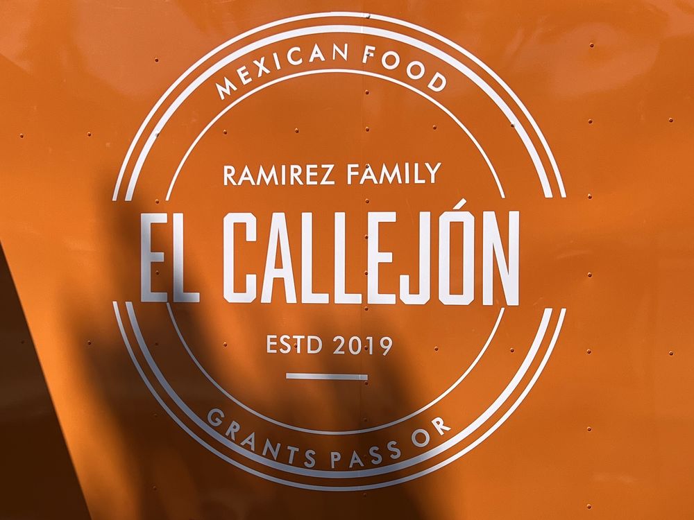 EL CALLEJÓN 1900 Washington Blvd, Grants Pass, Oregon Food Trucks