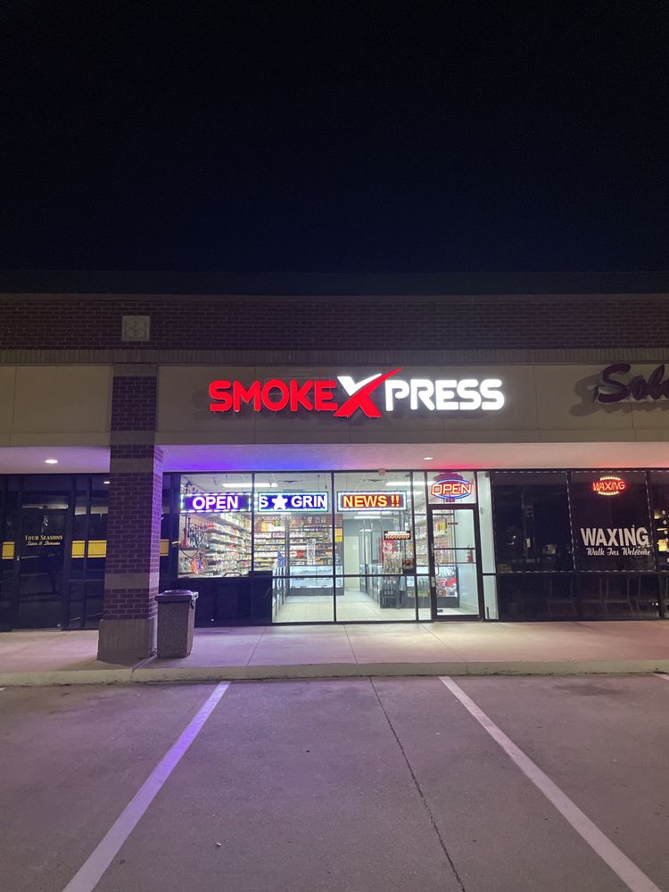 SMOKE XPRESS Updated October 2024 1001 NE Green Oaks Blvd