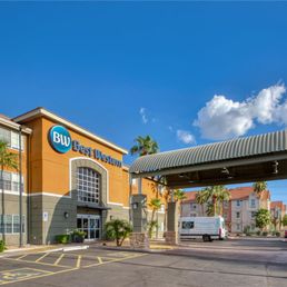 Exterior outside entrance of Best Western North Phoenix Hotel - Exterior - Phoenix, Arizona Exterior outside entrance of Best Western North Phoenix Hotel - Exterior - Phoenix, Arizona