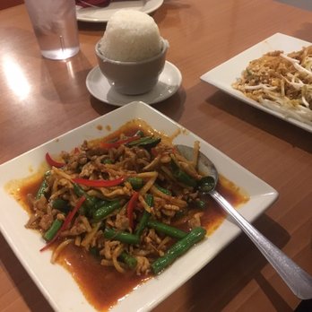 Thai Basil - 62A. Pad Ped Curry - Thai Near Me - Fullerton, California