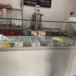 Alisal Ice Cream Food Drinks - Pistachio Nut, Pecan Praline, Choc Chip Cookie Dough, Strawberry Cheesecake, Mocha Almond Fudge, Coconut Pineapple, Choc, Mint Chip, Cookies