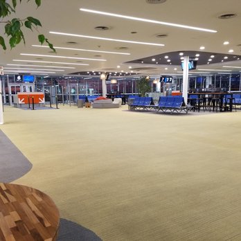 Aeropuerto Internacional de Ezeiza - post security, plenty of space - Airports Near Me - Buenos Aires, C Aeropuerto Internacional de Ezeiza - post security, plenty of space - Airports Near Me - Buenos Aires, C