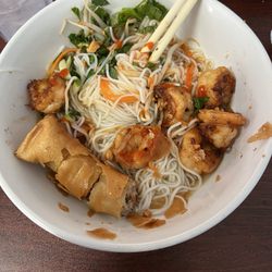 A Chau Restaurant - 19. Bun Thap Cam (Mixed Vermicelli Noodle Bowl) 6. Crab Rangoon (4), 4. Goi Du Du Papaya Salad and lemonade..highly recommend