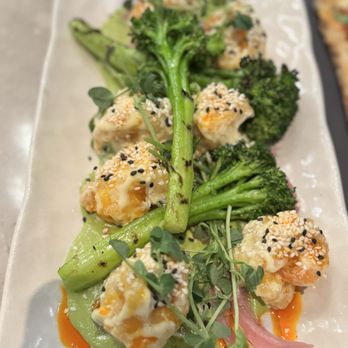 Showcase Restaurant & Bar - Jumbo Shrimp - Seafood Near Me - Vancouver, British Columbia Showcase Restaurant & Bar - Jumbo Shrimp - Seafood Near Me - Vancouver, British Columbia