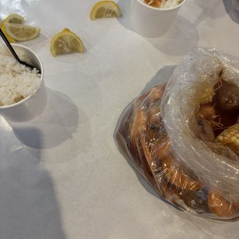 Crab Pub - Seafood Near Me - National City, California