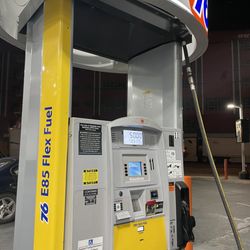 7-Eleven - E85 Available here 76 / 7/11