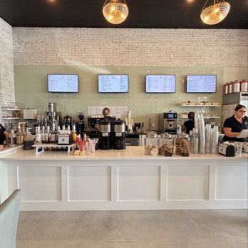 Bellabean - Order counter - Coffee & Tea Near Me - Bradenton, Florida Bellabean - Order counter - Coffee & Tea Near Me - Bradenton, Florida