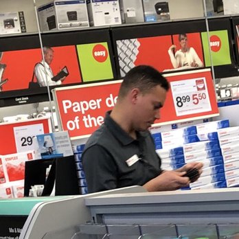 Staples - Shipping Centers Near Me - Dallas, Texas
