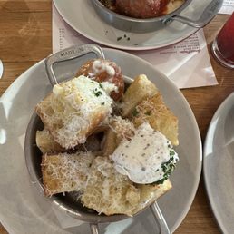 White Truffle Garlic Bread