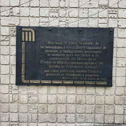 Metro Insurgentes - Placa Conmemorativa
