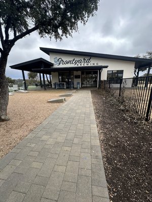 Frontyard Brewing by null