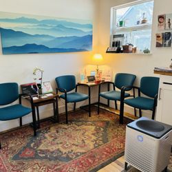 Innate Beauty Medical Spa - Waiting area...hot tea, great air purifier, soothing wave sound