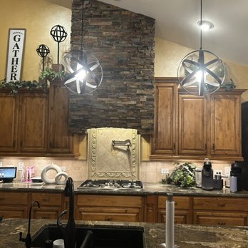 Maplewood Contracting - Remodeled kitchen - General Contractors Near Me Maplewood Contracting - Remodeled kitchen - General Contractors Near Me
