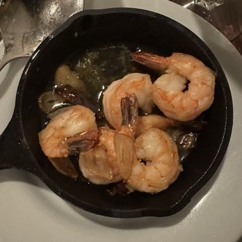 Guardado's Restaurant - Gambas al Ajillo - Spanish Near Me - Bethesda, Maryland