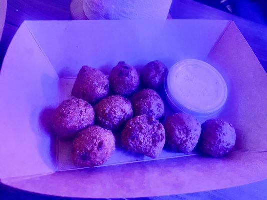 Scalawags Whitefish & Chips by null