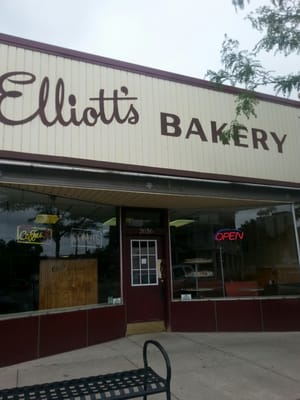 Elliotts Bakery by null
