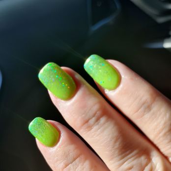 Elite Nails - Green apple holagram nails - Nail Salons Near Me - Scottsdale, Arizona Elite Nails - Green apple holagram nails - Nail Salons Near Me - Scottsdale, Arizona