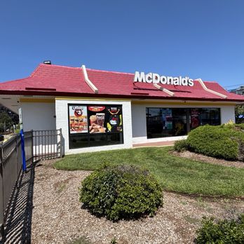 McDonald's - Outside - Burgers Near Me - Fair Lawn, New Jersey McDonald's - Outside - Burgers Near Me - Fair Lawn, New Jersey