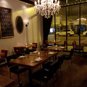 Community Tavern - New American Near Me - Chicago, Illinois Community Tavern - New American Near Me - Chicago, Illinois