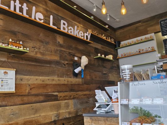 Little L Bakery by null