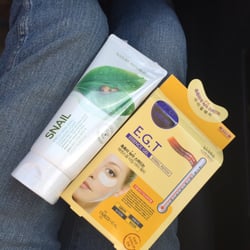 Nukoa - Nature Republic Herb Snail Foam Cleanser and MEDIHEAL E.G.T. Eye Patches.