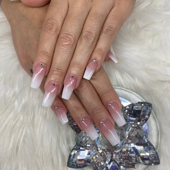 Miracles Nails & Spa - White ombré nails - Nail Salons Near Me - Las Vegas, Nevada Miracles Nails & Spa - White ombré nails - Nail Salons Near Me - Las Vegas, Nevada
