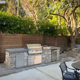 an outdoor kitchen an outdoor kitchen