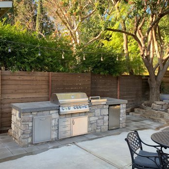 Form And Focus Landscape - an outdoor kitchen - Landscaping Near Me - Mission Viejo, California Form And Focus Landscape - an outdoor kitchen - Landscaping Near Me - Mission Viejo, California
