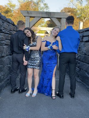 Tracks and Yaks by null