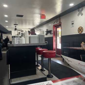 Trendy's - Breakfast & Brunch Near Me - Redding, California